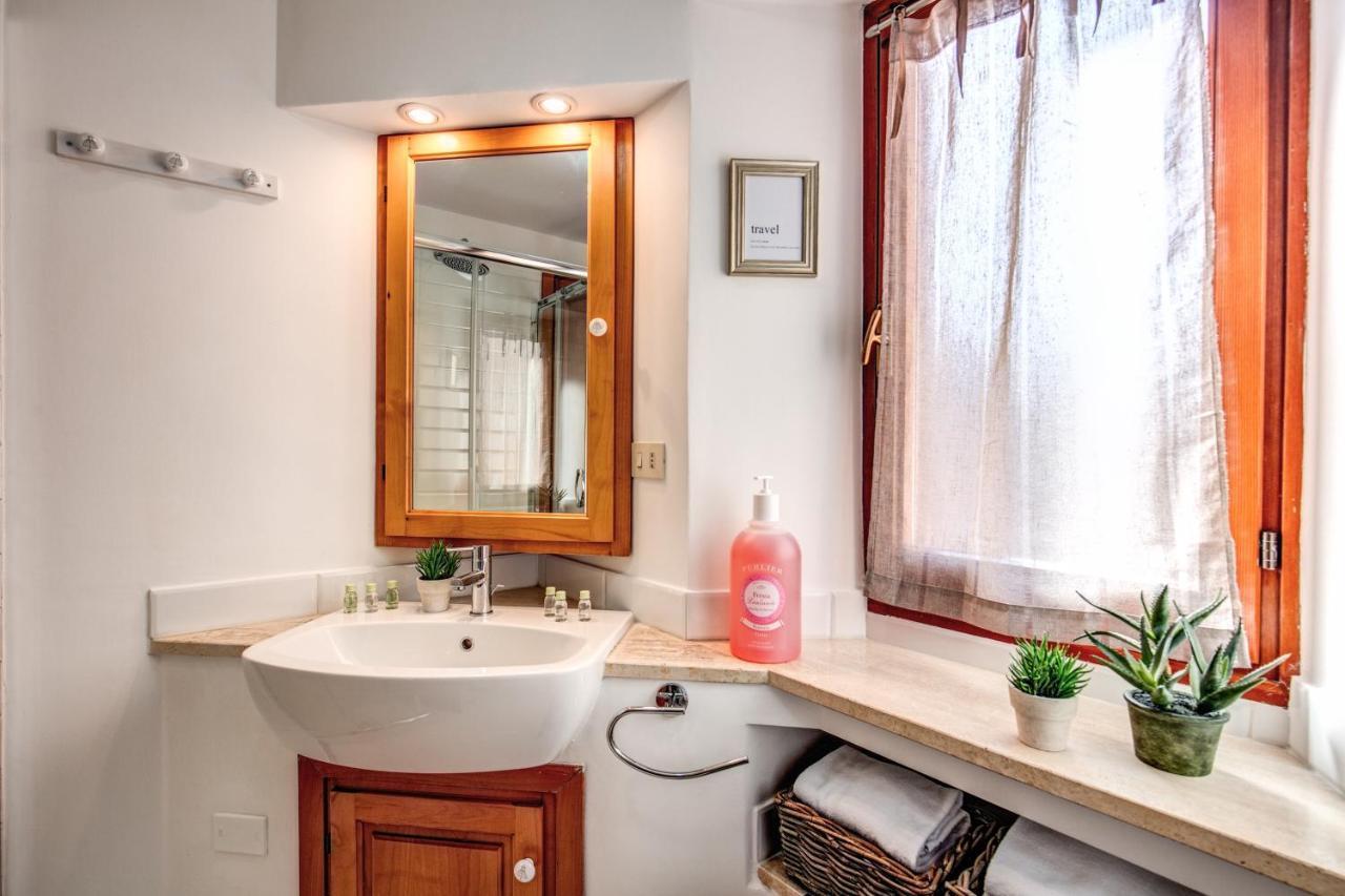 Colosseo Miracle Suite Рим Екстер'єр фото