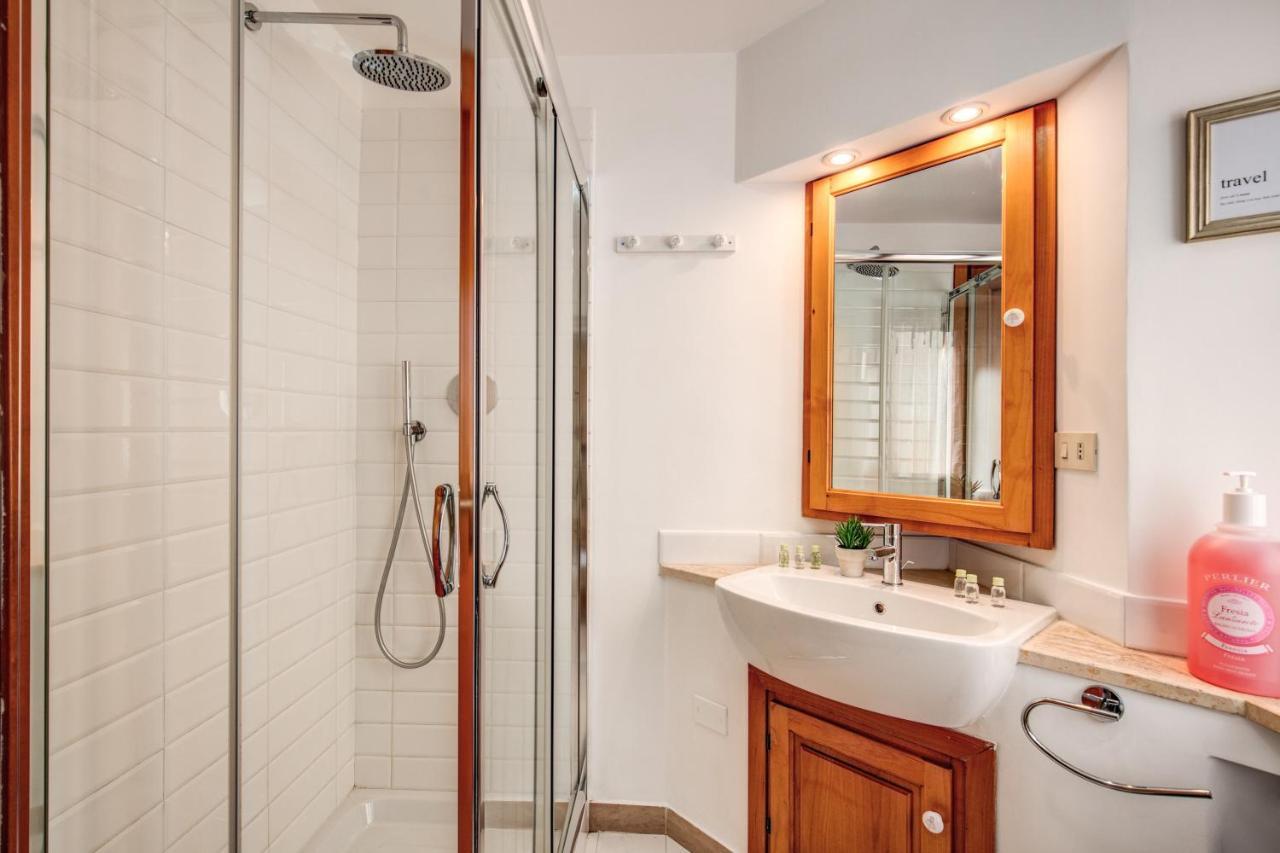 Colosseo Miracle Suite Рим Екстер'єр фото